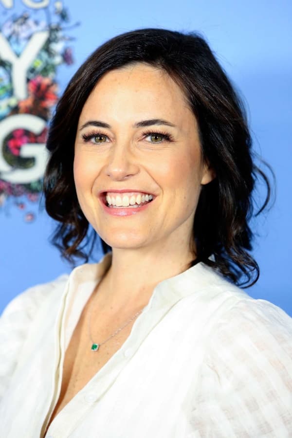 Fiona Loewi profile image