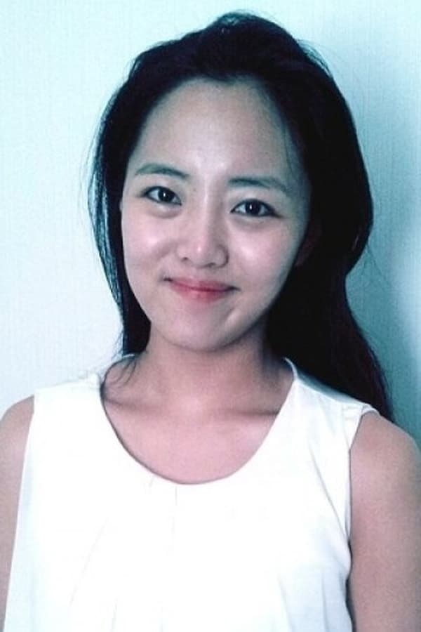 Kang Jin-ah profile image