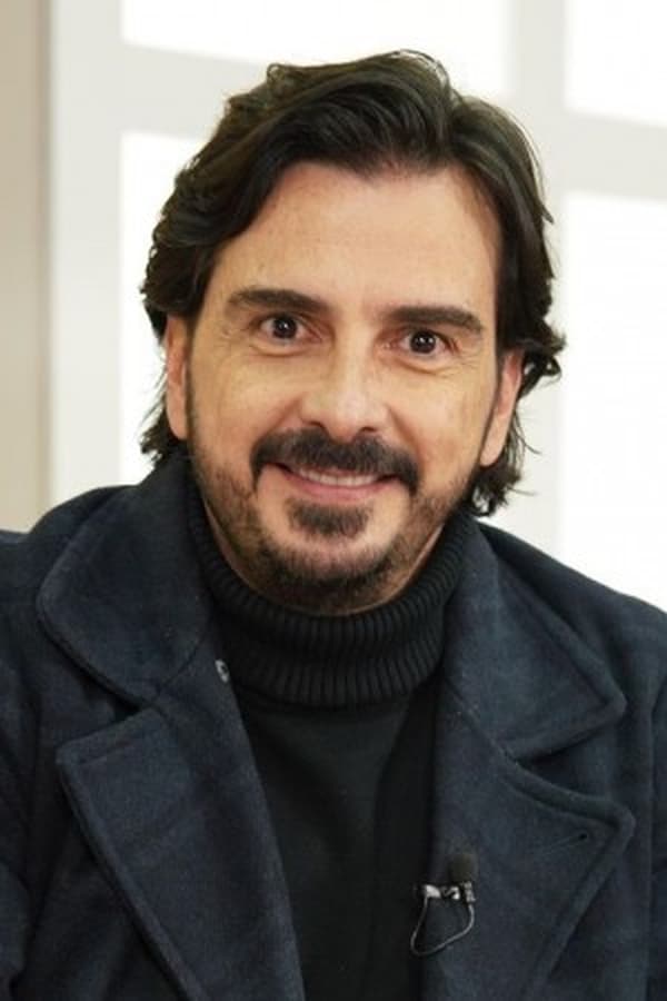 Carlos Camacho profile image
