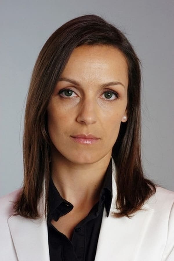 Carla Maciel profile image