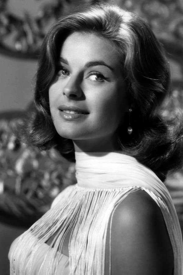 Michèle Girardon profile image