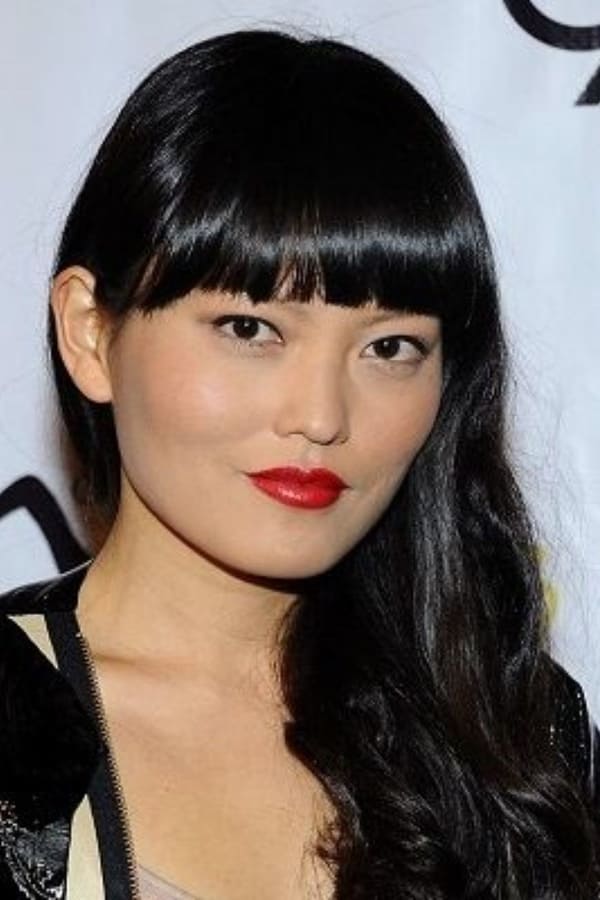 Hana Mae Lee profile image