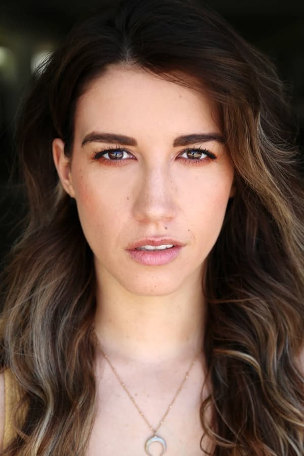 Alexandra Nell profile image