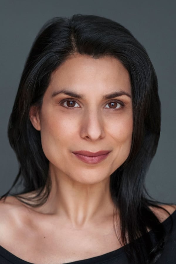 Laara Sadiq profile image