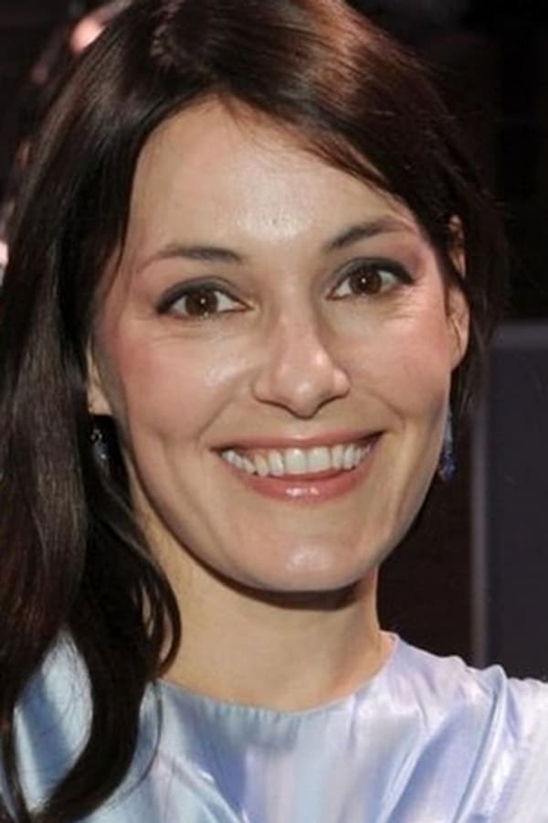 Nicolette Krebitz profile image