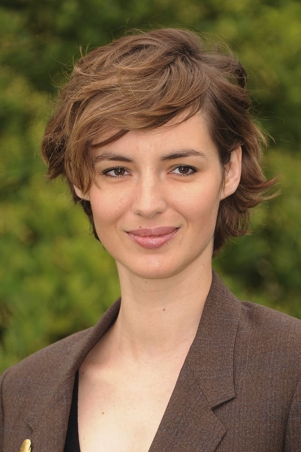Louise Bourgoin profile image