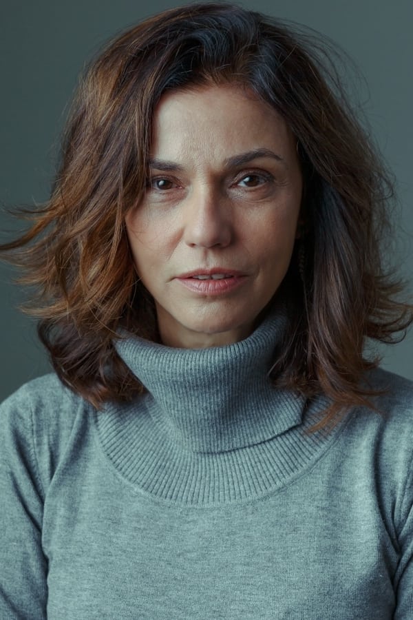 Yara de Novaes profile image