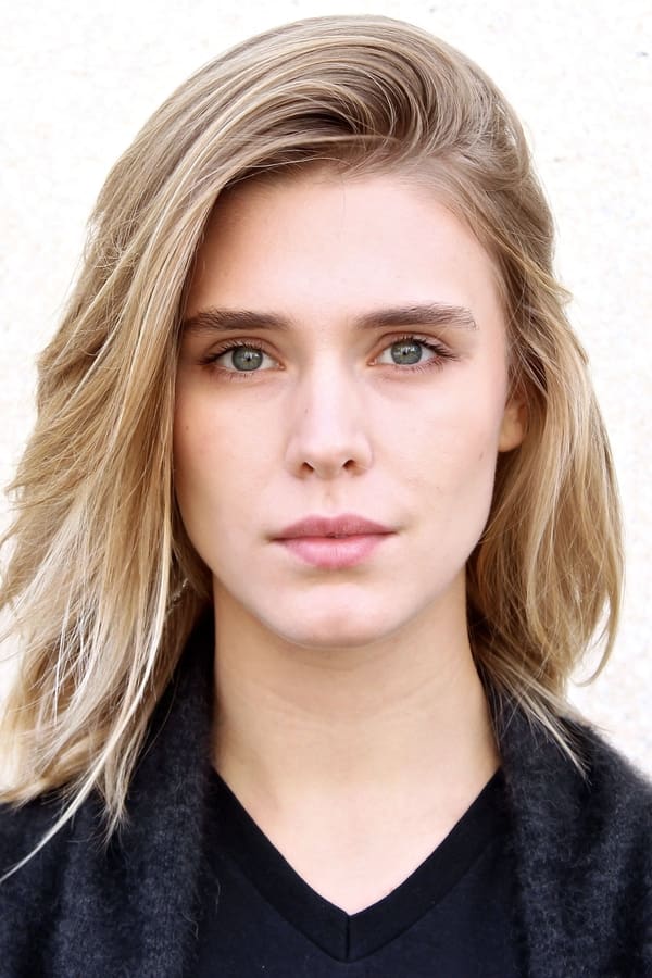 Gaia Weiss profile image