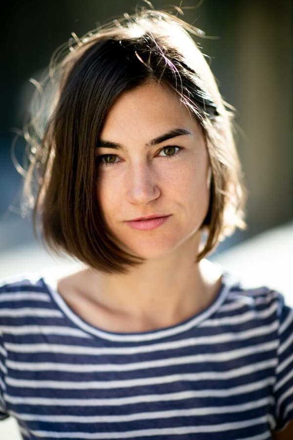 Nadine Dubois profile image