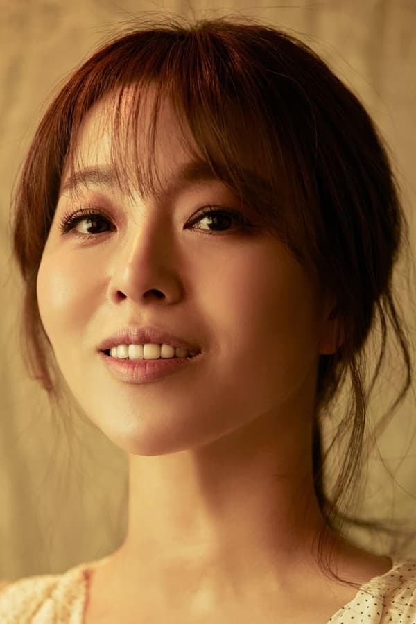 Choi Woo-ri profile image