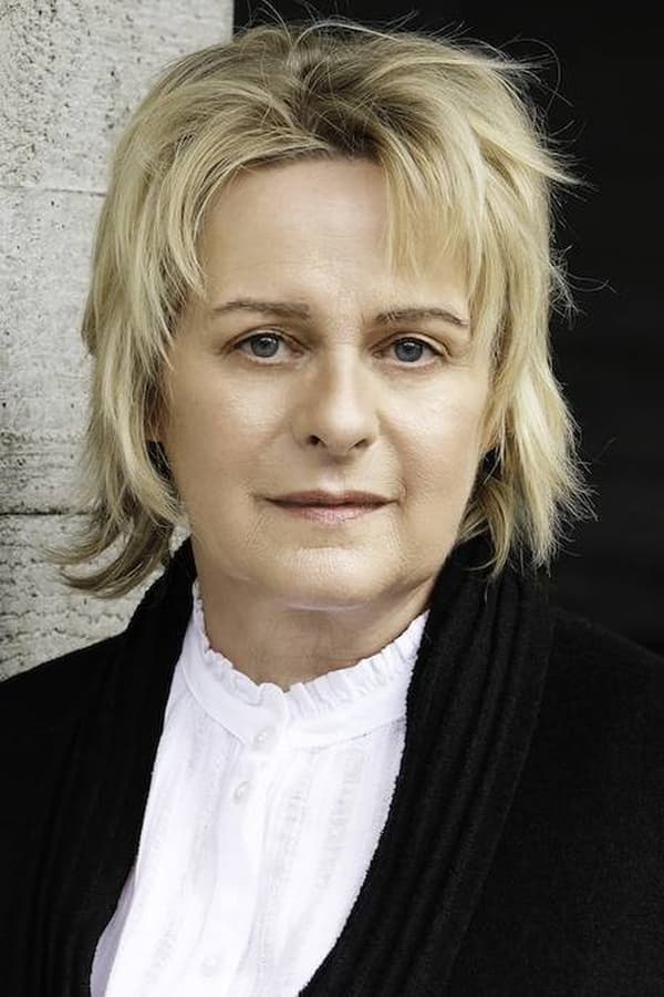 Joanne Pearce profile image