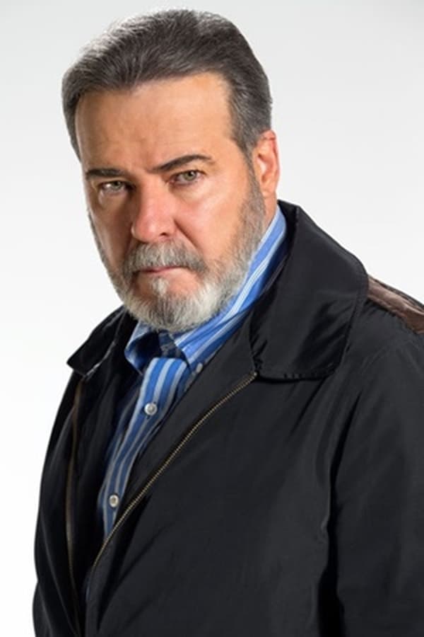 César Évora profile image