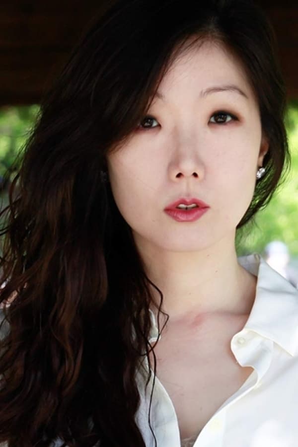 Christina July Kim profile image