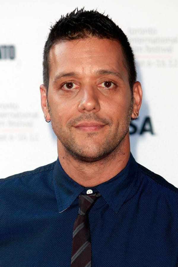George Stroumboulopoulos profile image