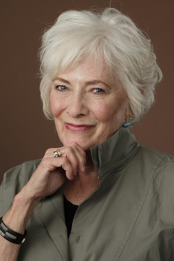 Betty Buckley profile image