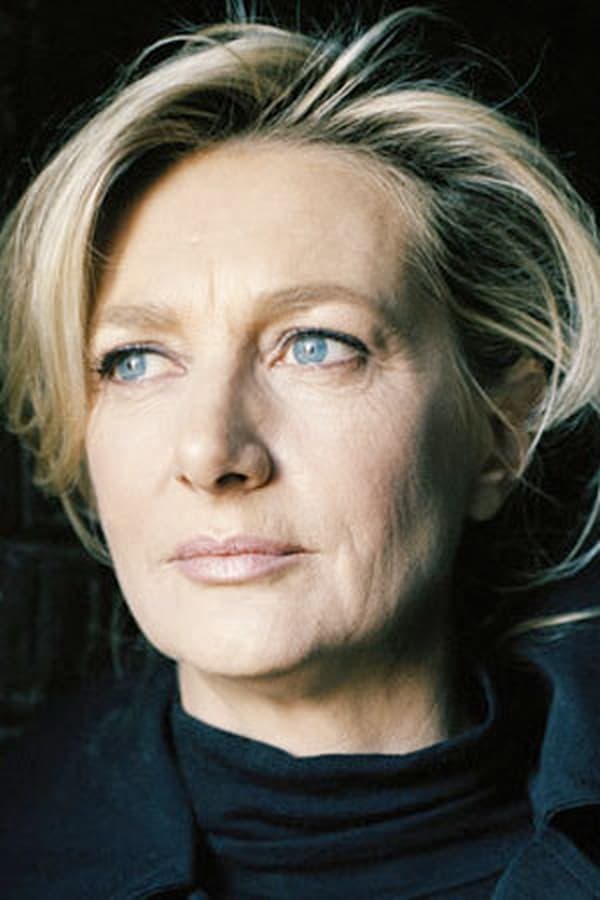 Anne Loiret profile image