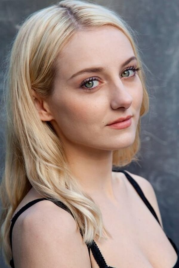 Alexandra Kyle profile image