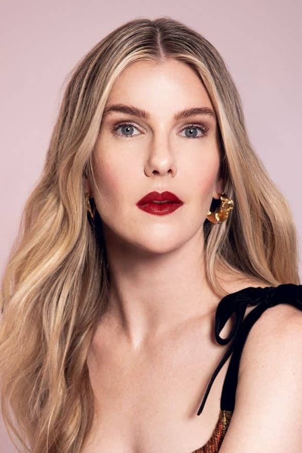 Lily Rabe profile image
