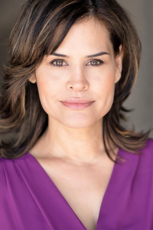 Noelle Perris profile image