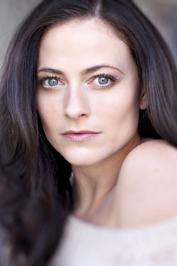 Lara Pulver profile image