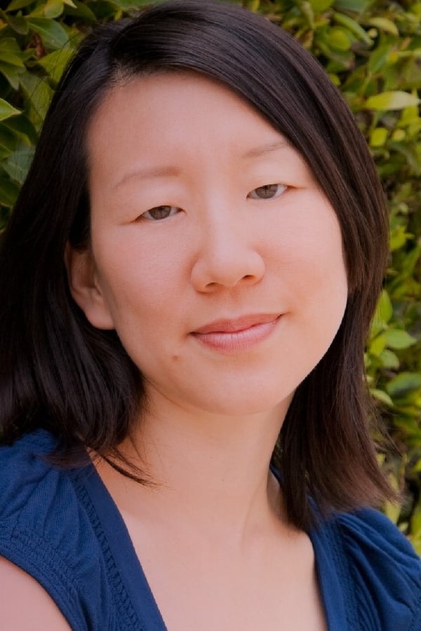 Julia Cho profile image