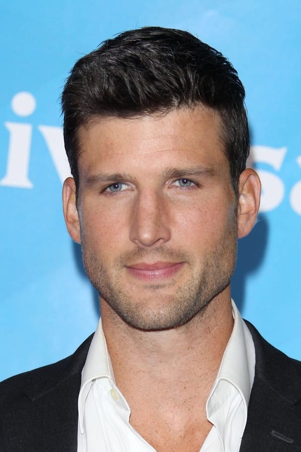 Parker Young profile image