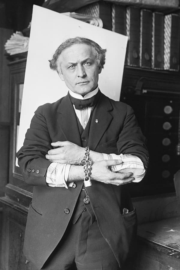 Harry Houdini profile image