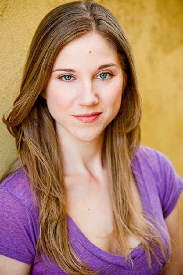 Lauren Dobbins Webb profile image