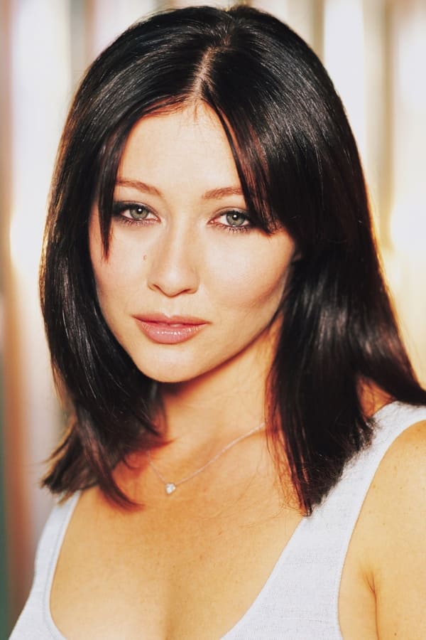 Shannen Doherty profile image