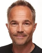 Jon Øigarden as Marius