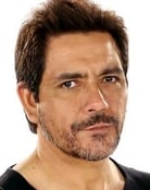 Pablo Macaya as Víctor Pizarro